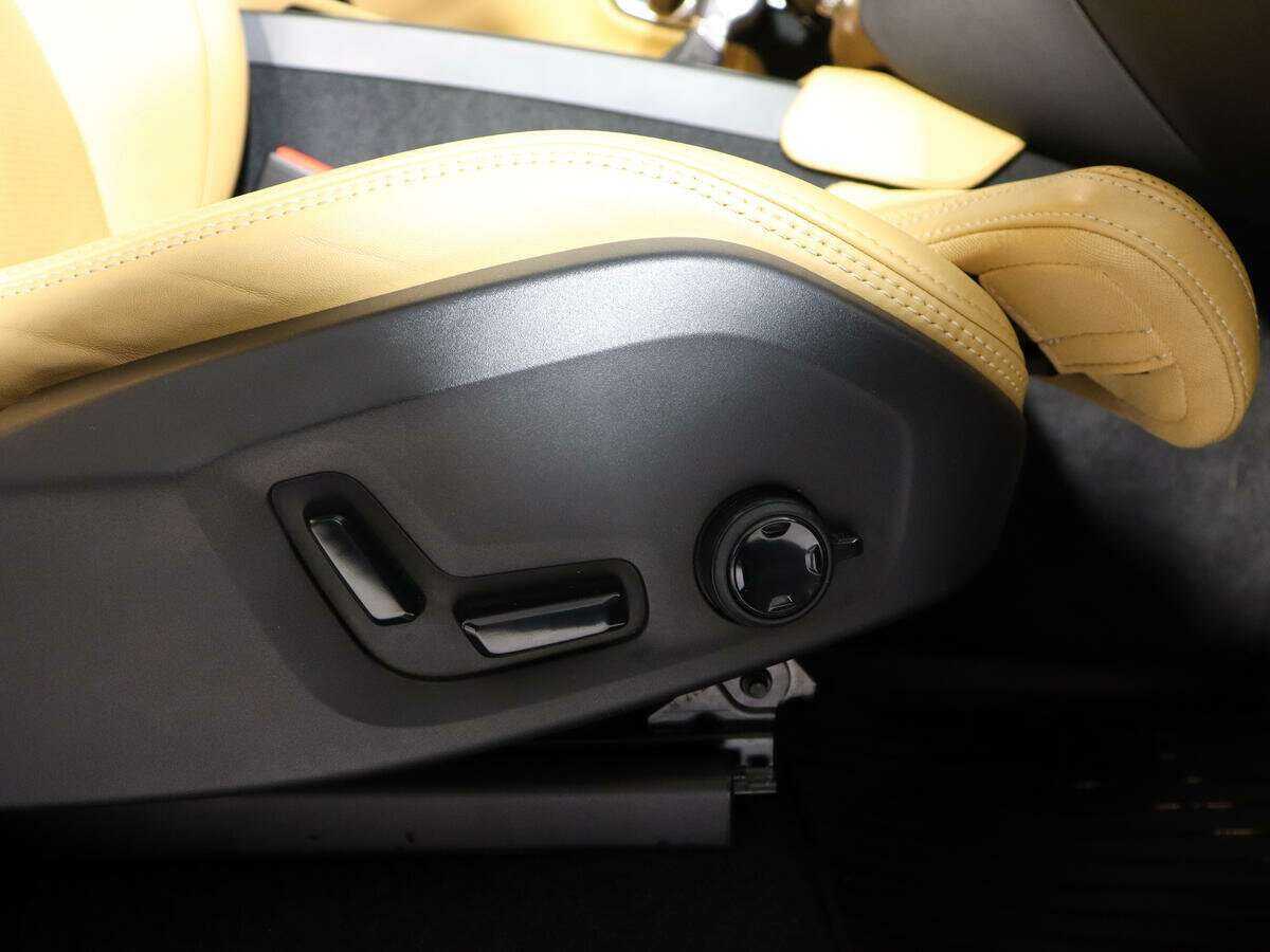 Volvo XC90, 2017 Фото №14