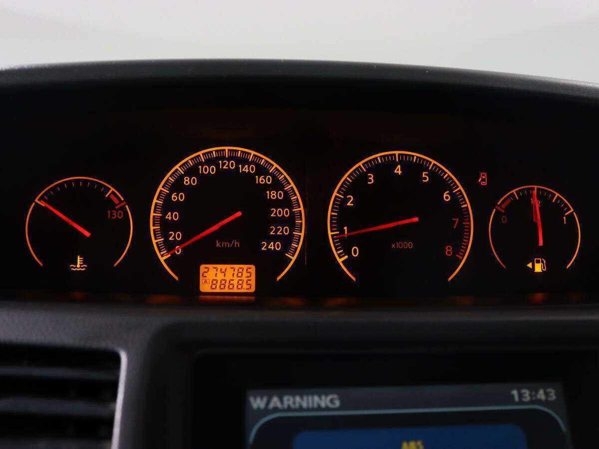 Nissan Primera, 2005 Фото №9