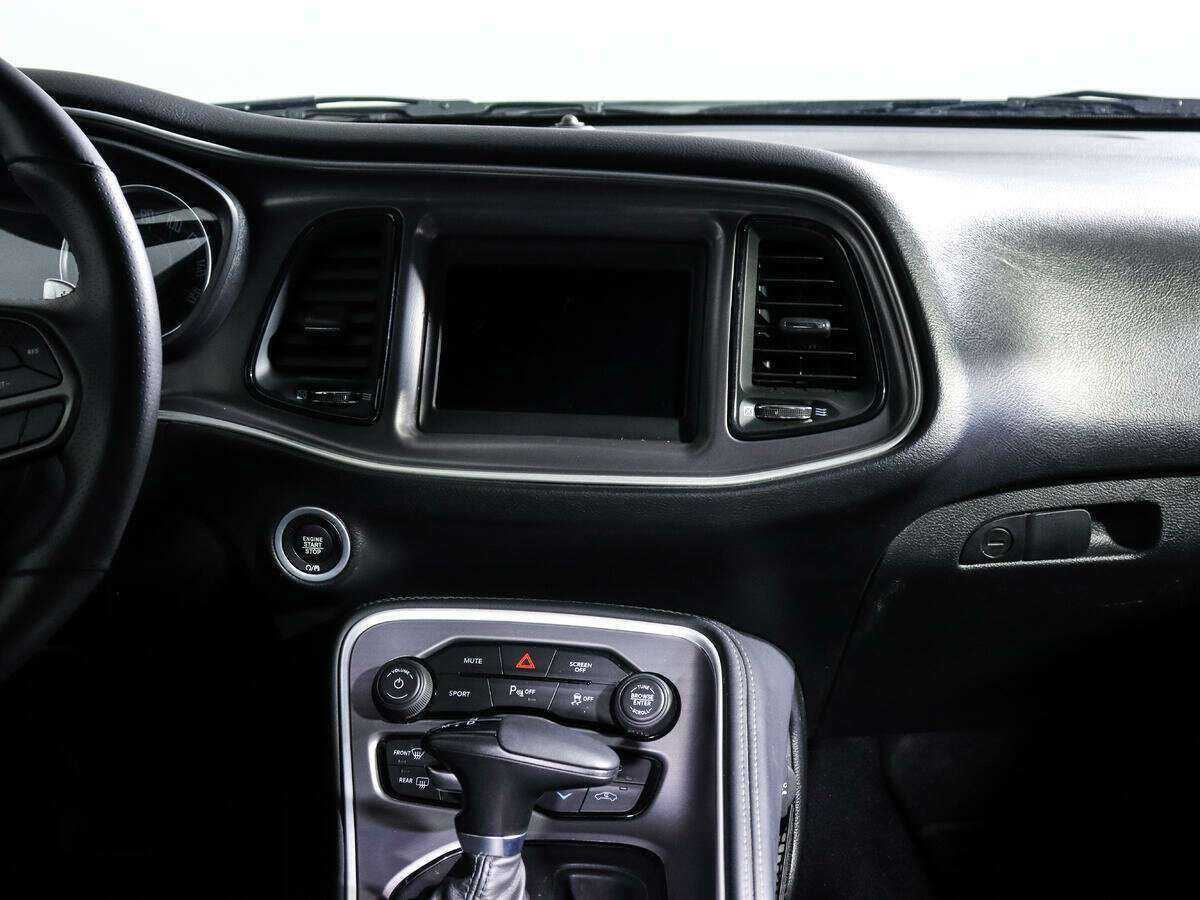 Dodge Challenger, 2022 Фото №11