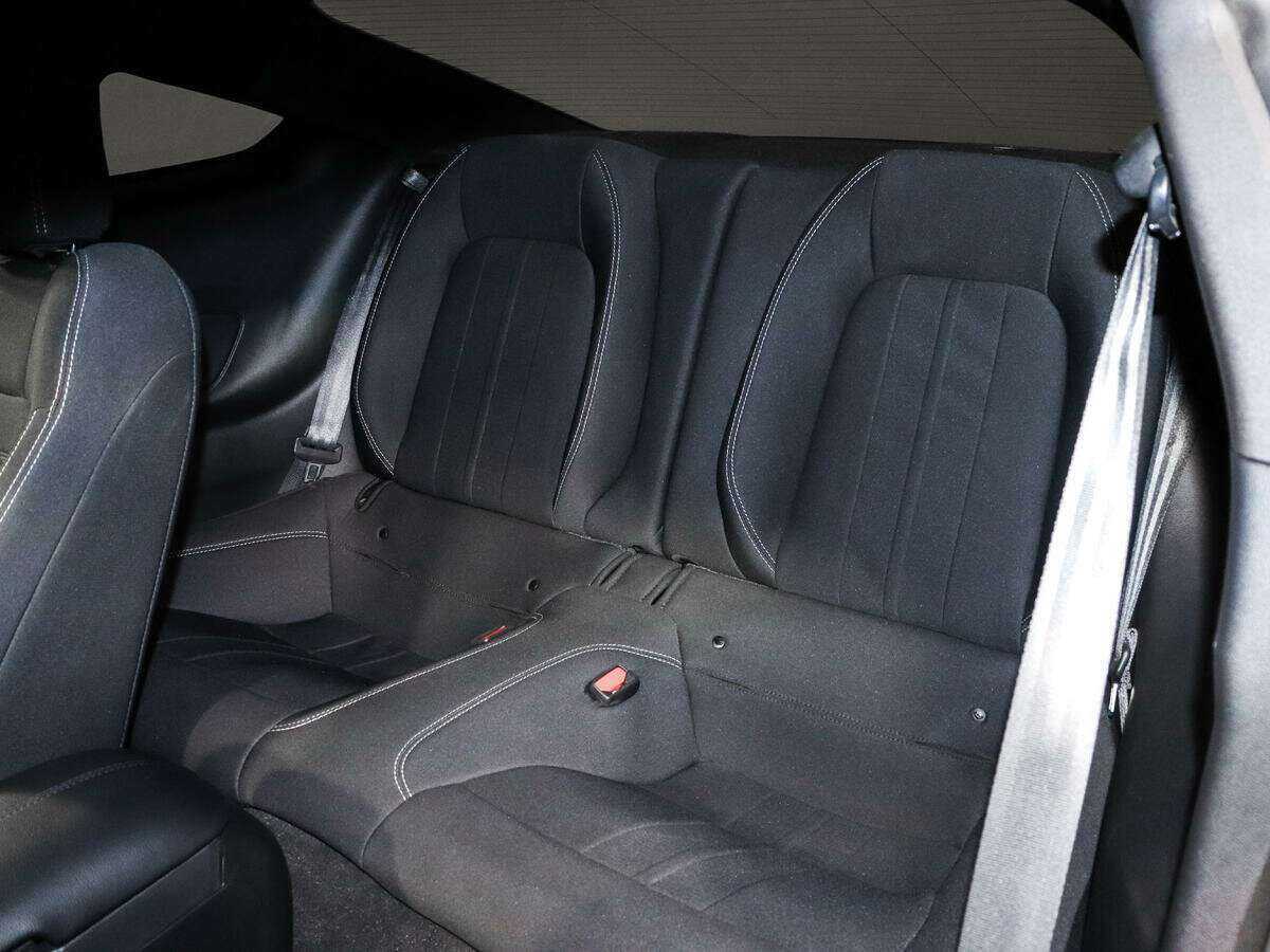 Ford Mustang, 2022 Фото №10