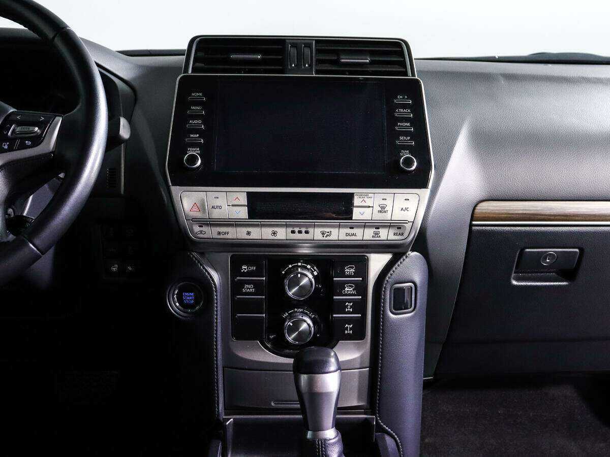 Toyota Land Cruiser Prado, 2022 Фото №10