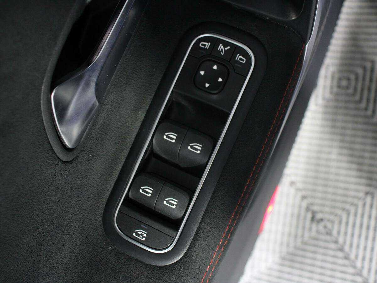 Mercedes-Benz CLA 250, 2019 Фото №12