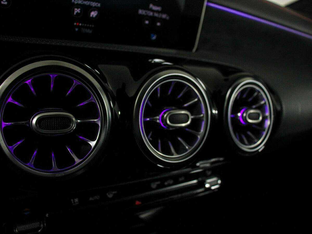 Mercedes-Benz CLA 250, 2019 Фото №21