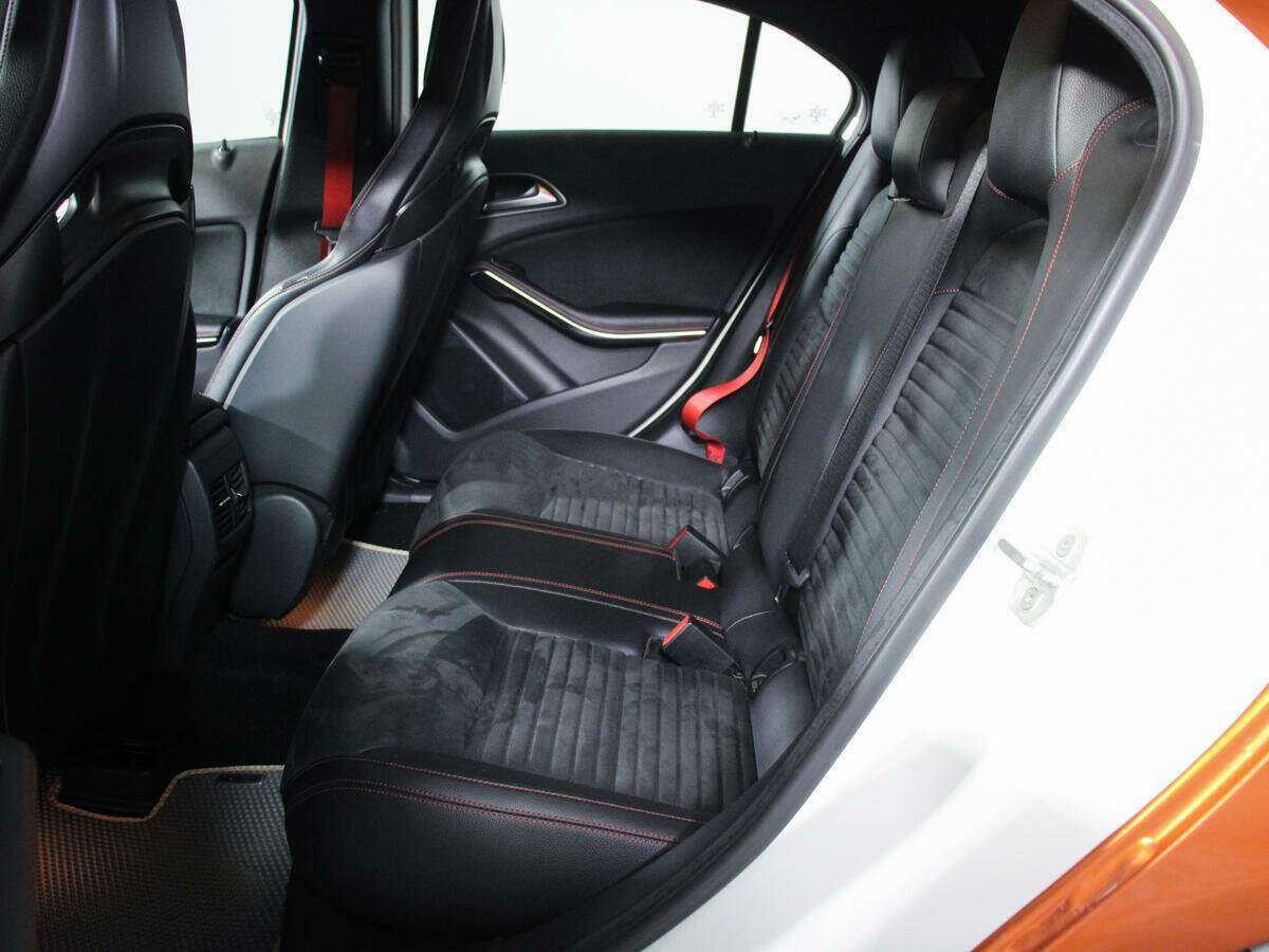 Mercedes-Benz A-Класс AMG 45 AMG, 2015 - 157 281 км. | Фото №8