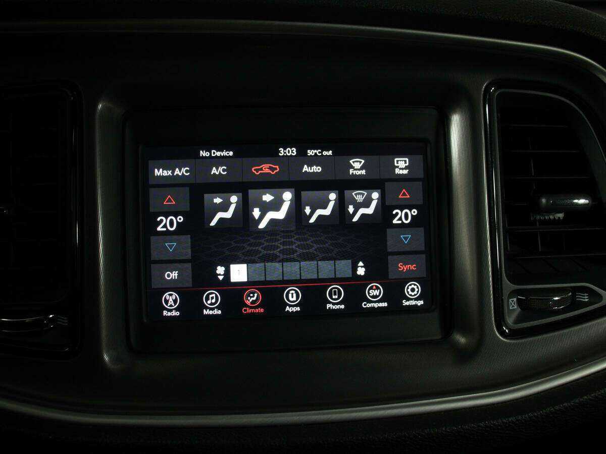 Dodge Challenger, 2022 Фото №23