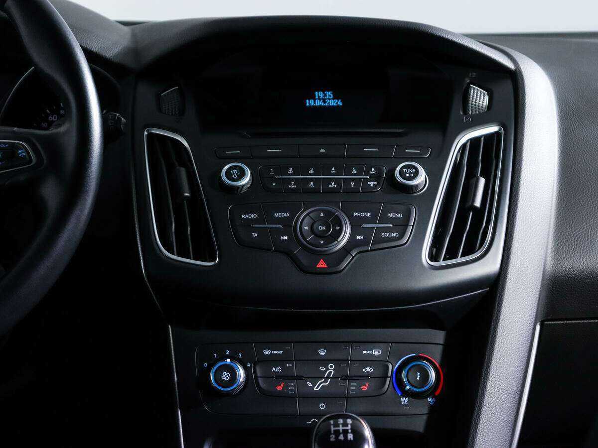 Ford Focus, 2016 Фото №12