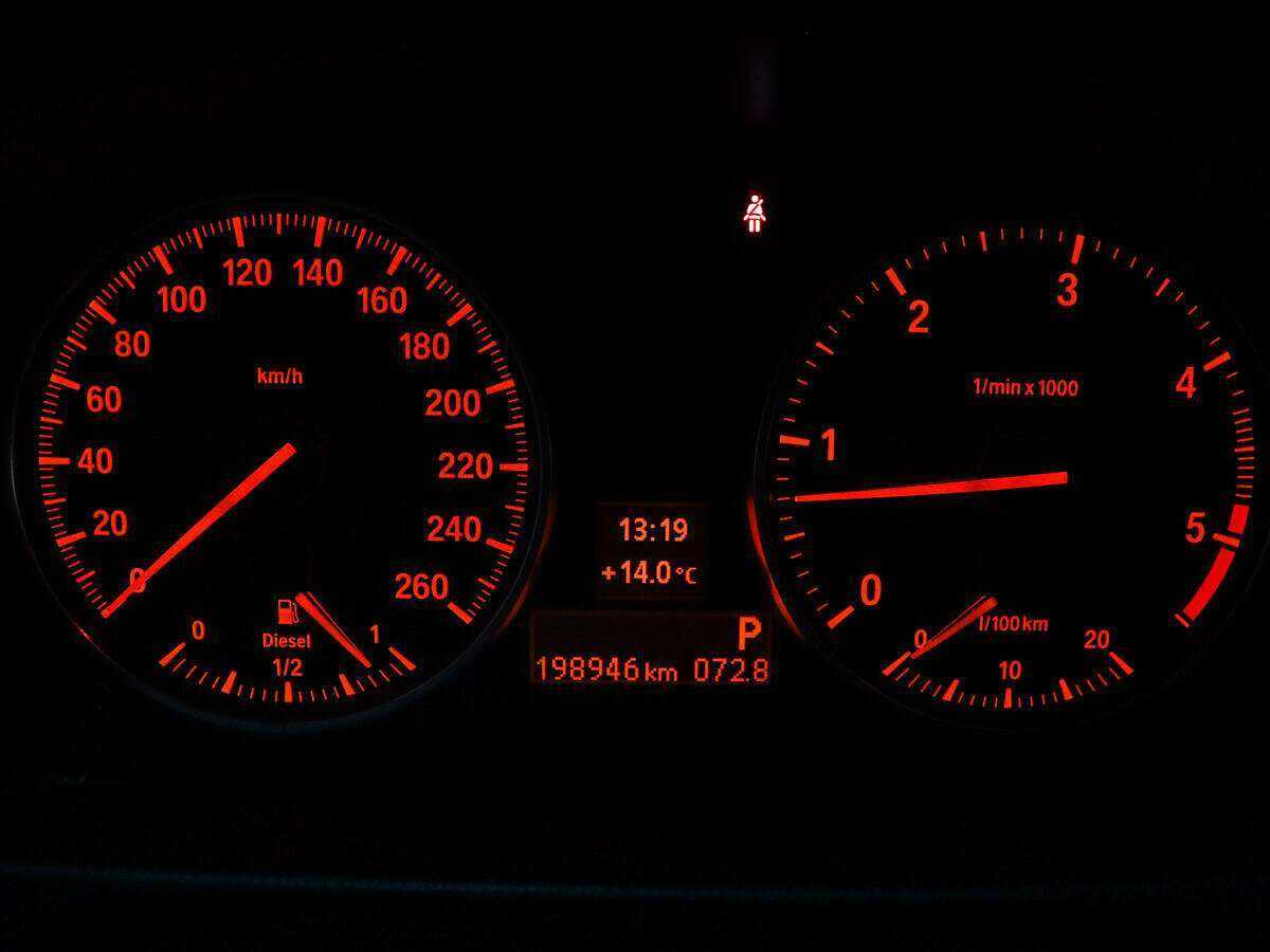 BMW 3 серии 320d, 2008 Фото №9