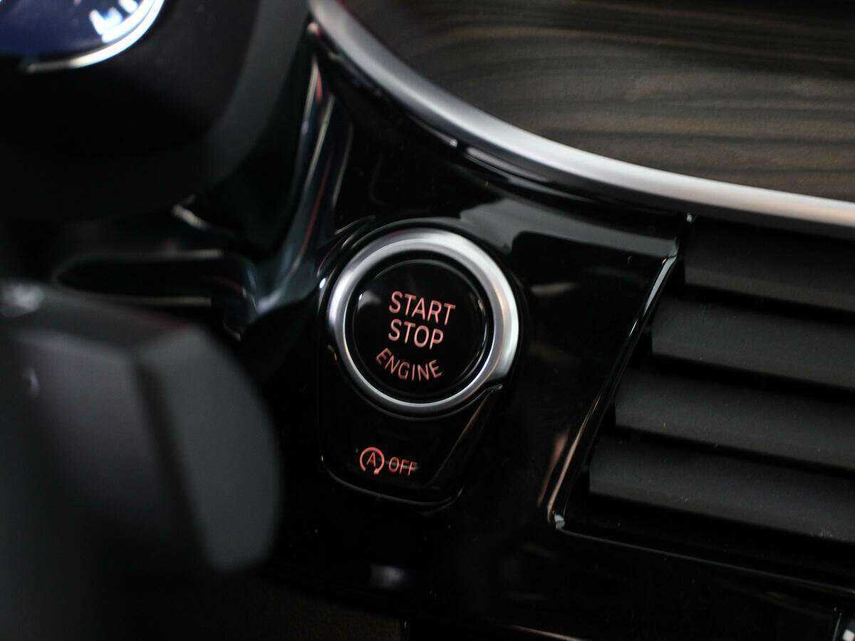 BMW 5 серии 540i xDrive, 2017 Фото №18