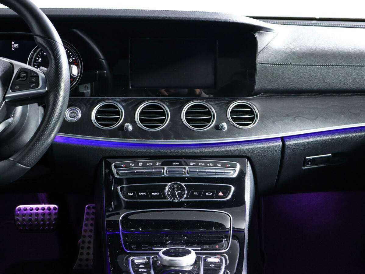 Mercedes-Benz E-Класс 200, 2016 Фото №10