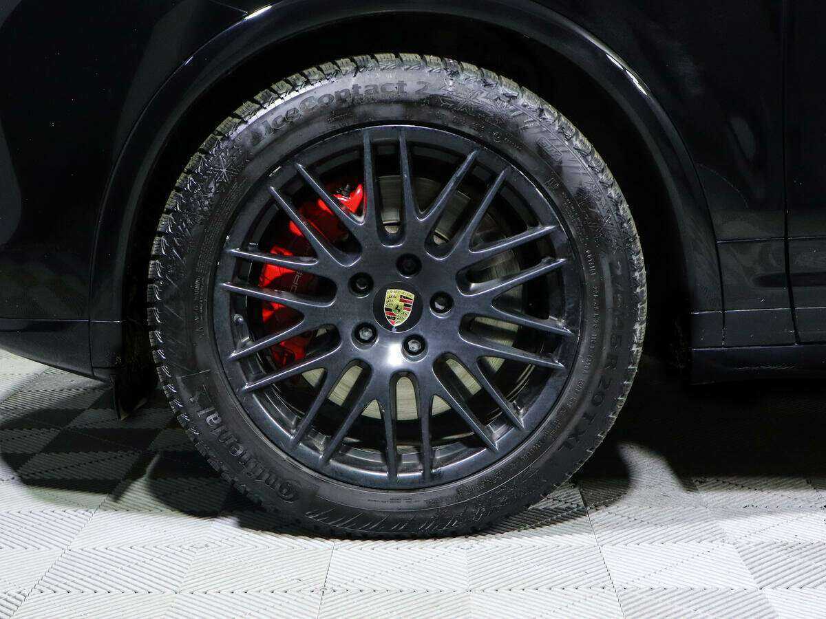 Porsche Cayenne GTS, 2015 Фото №13