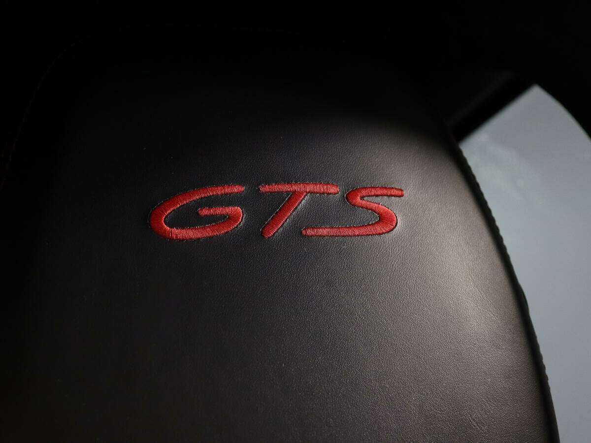 Porsche Cayenne GTS, 2015 Фото №27