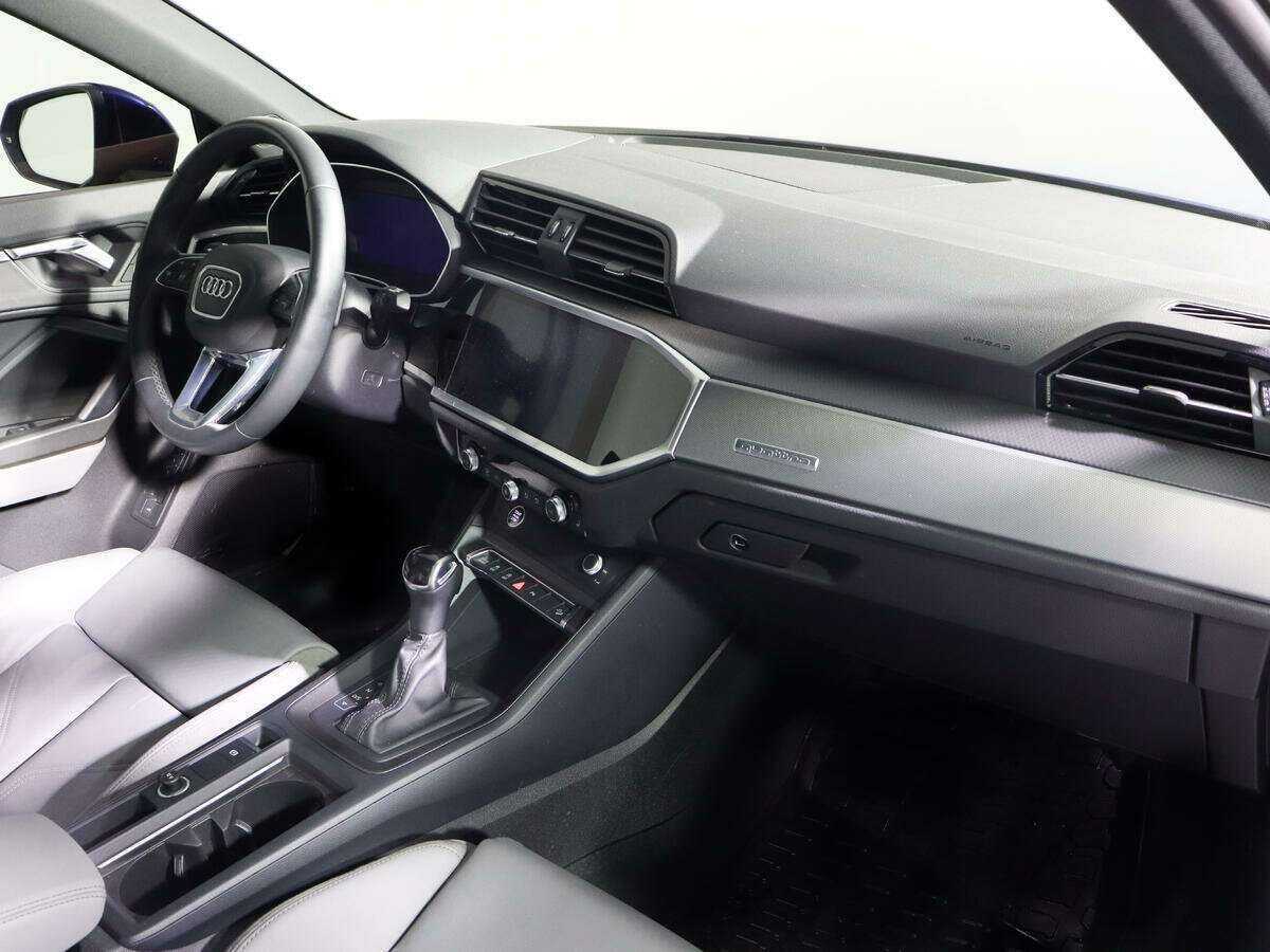Audi Q3 45 TFSI, 2021 Фото №9