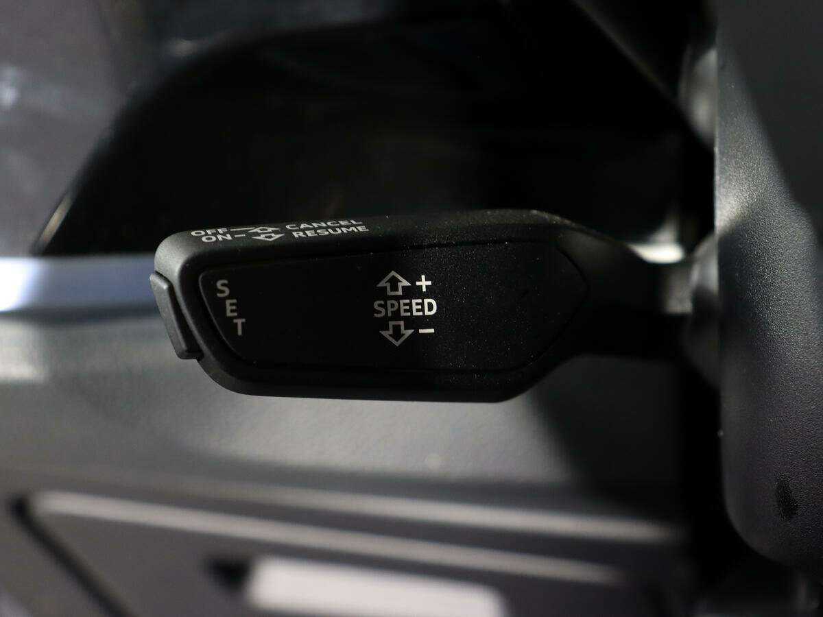 Audi Q3 45 TFSI, 2021 Фото №21