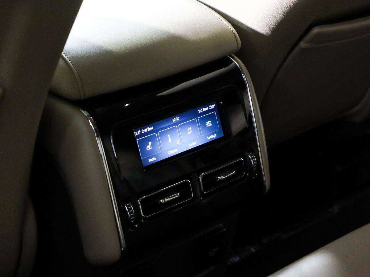 Lincoln Aviator, 2019 Фото №22