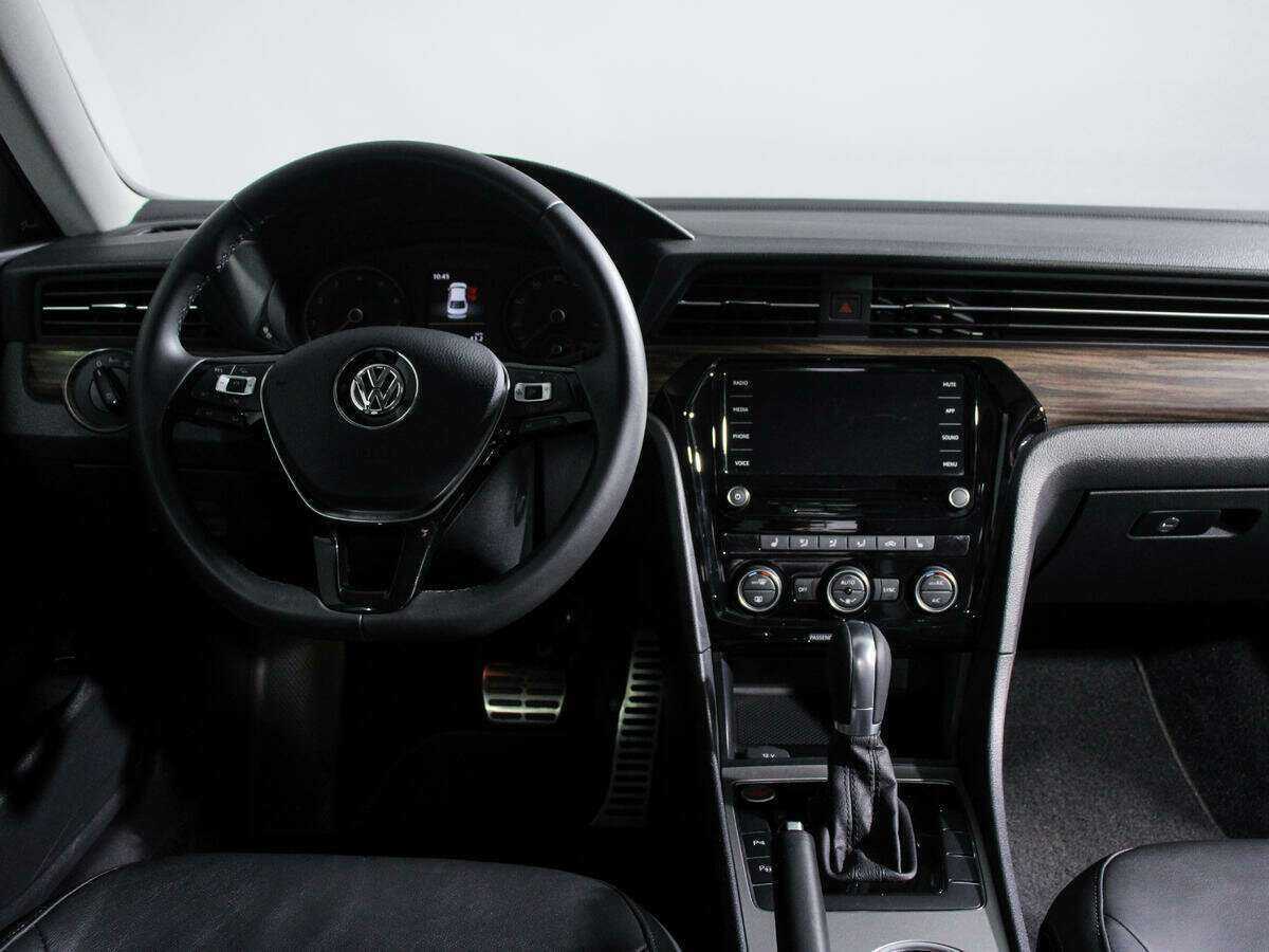 Volkswagen Passat (North America and China), 2021 - 12 832 км. | Фото №8