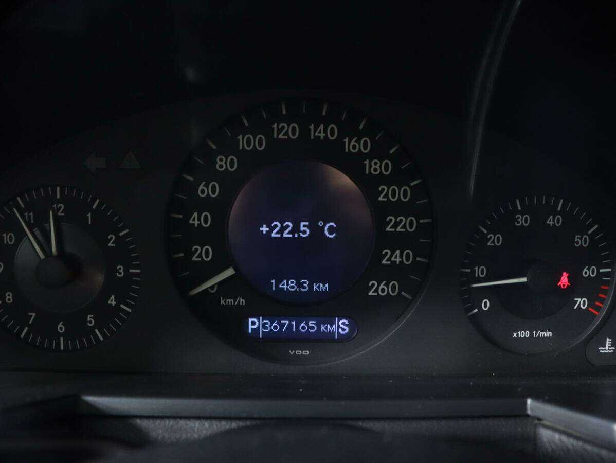 Mercedes-Benz E-Класс 200, 2006 Фото №9