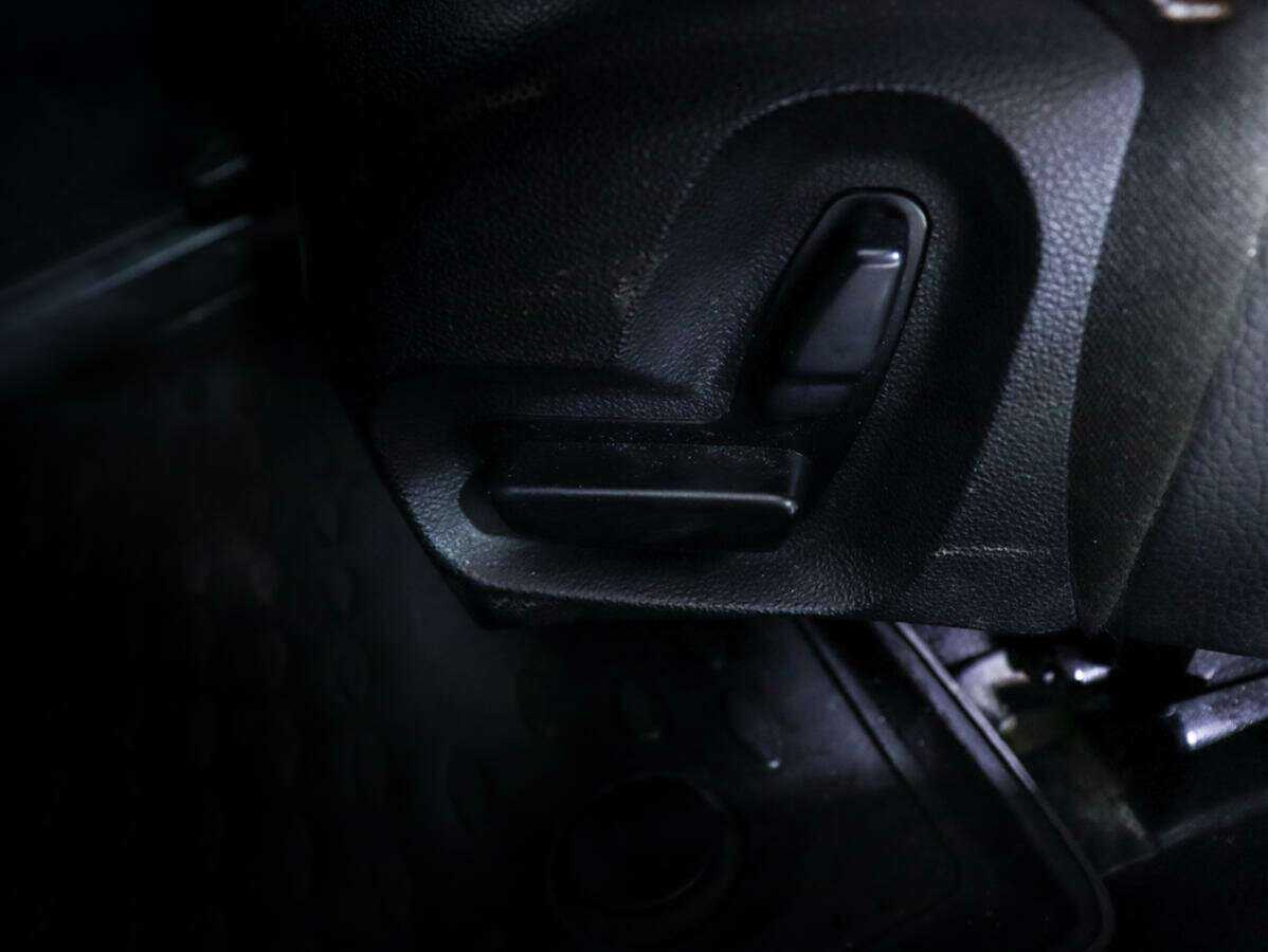 Mercedes-Benz E-Класс 200, 2006 Фото №13