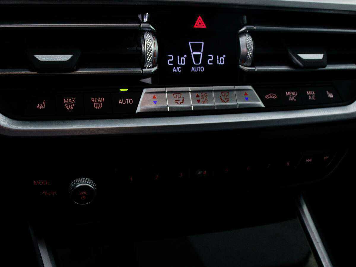 BMW 3 серии 320i, 2021 Фото №13