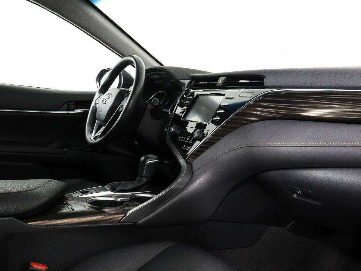 Toyota Camry, 2020 - 42 250 км. | Фото №5
