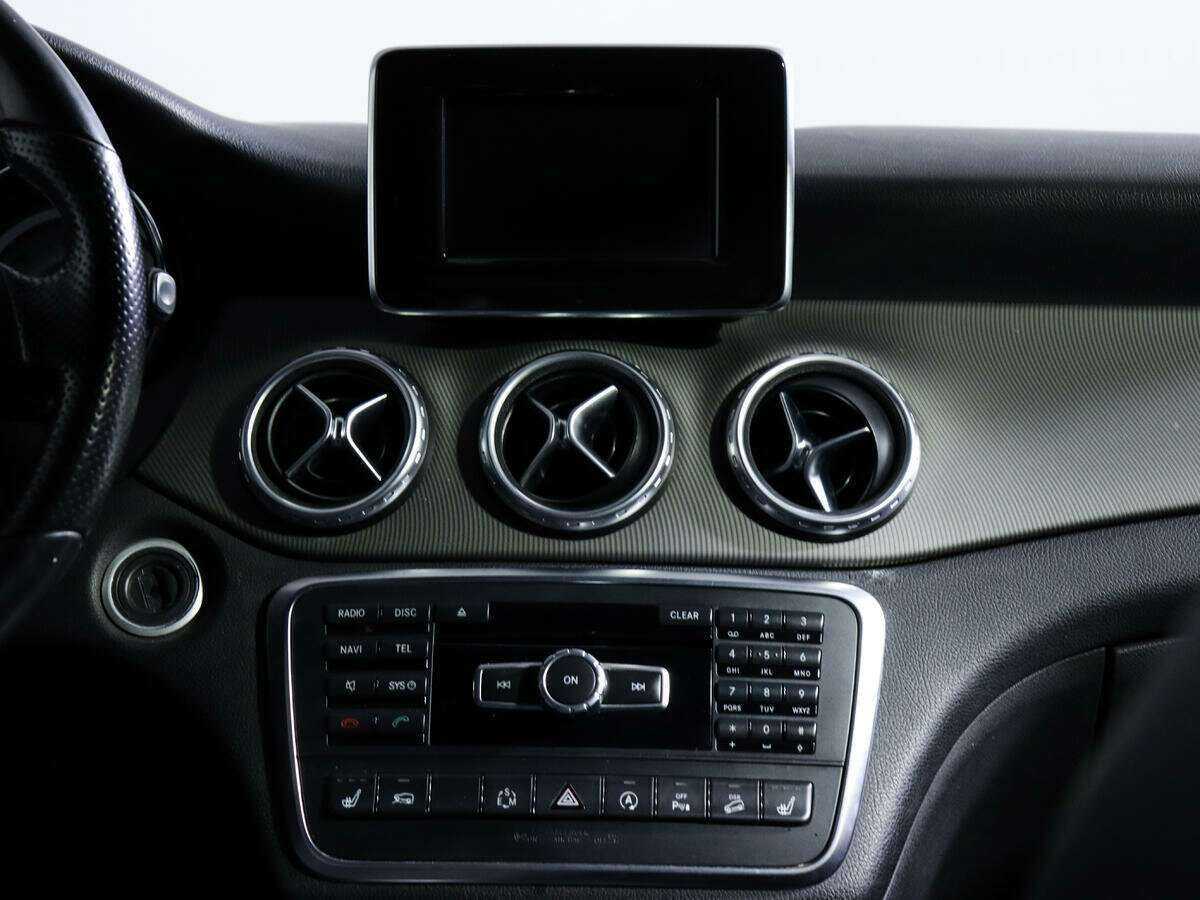 Mercedes-Benz GLA 250, 2015 Фото №11