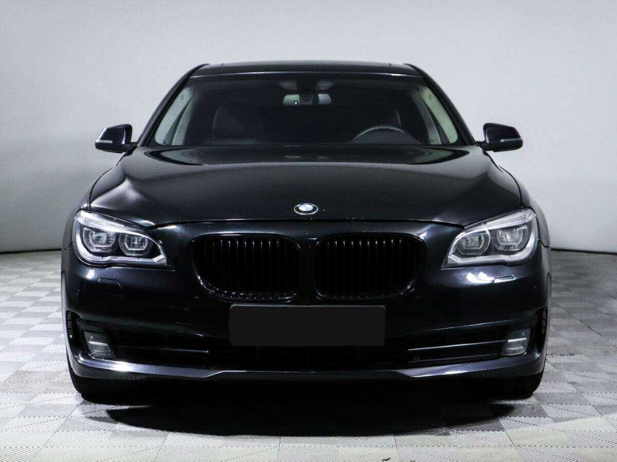 BMW 7 серии Long 740Li xDrive, 2013 - 176 593 км. | Фото №2