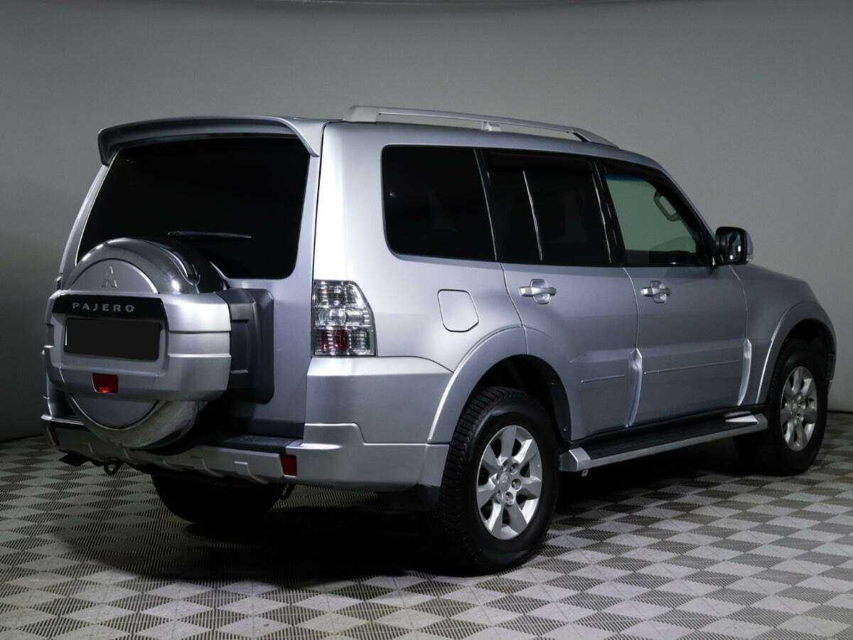Mitsubishi Pajero, 2011 - 144 900 км. | Фото №5