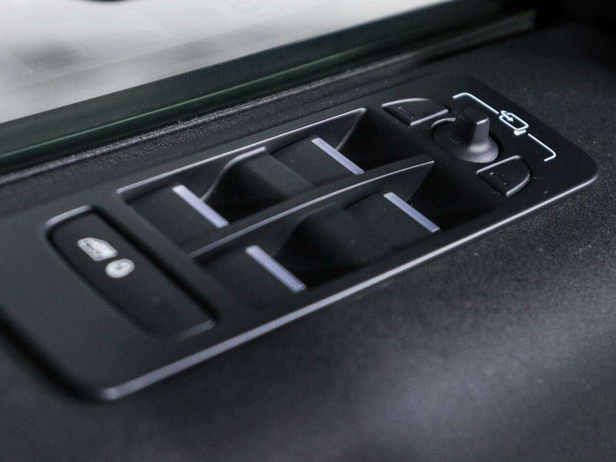 Land Rover Discovery Sport, 2020 Фото №15