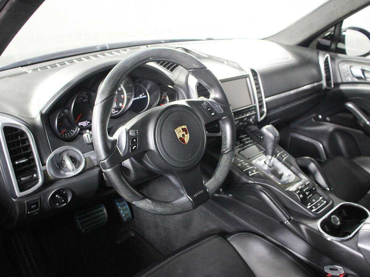 Porsche Cayenne Turbo, 2010 Фото №14
