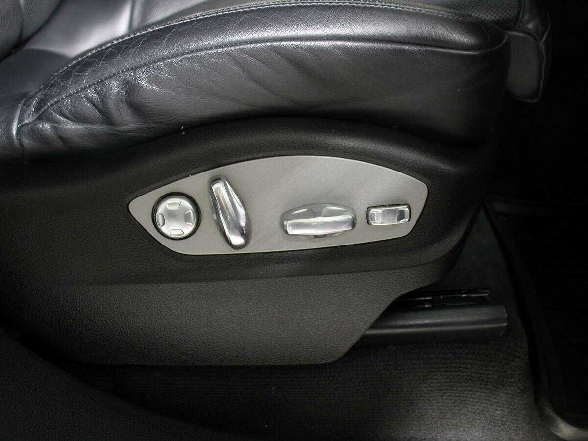 Porsche Cayenne Turbo, 2010 Фото №15