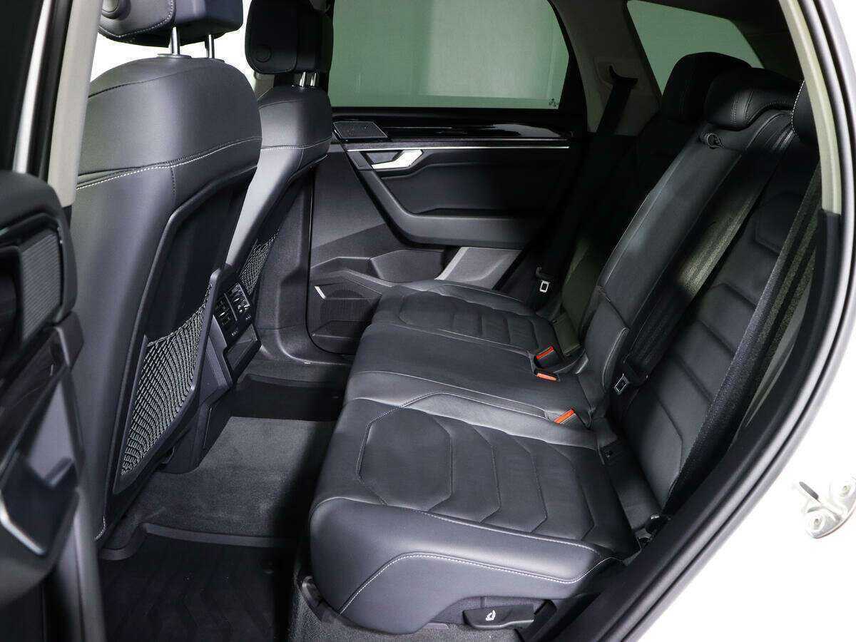 Volkswagen Touareg, 2019 - 139 110 км. | Фото №8