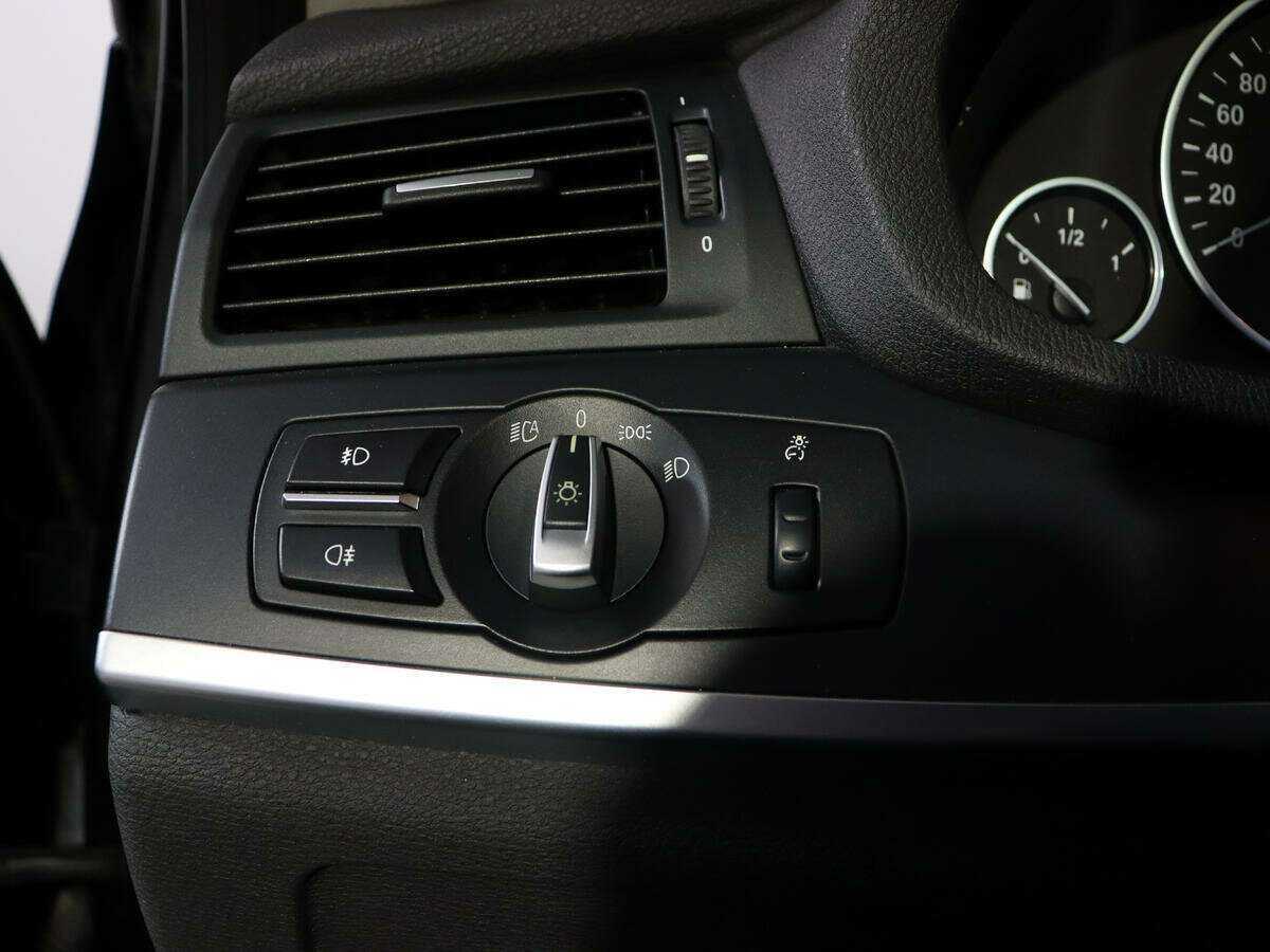 BMW X3 35i xDrive, 2011 Фото №16