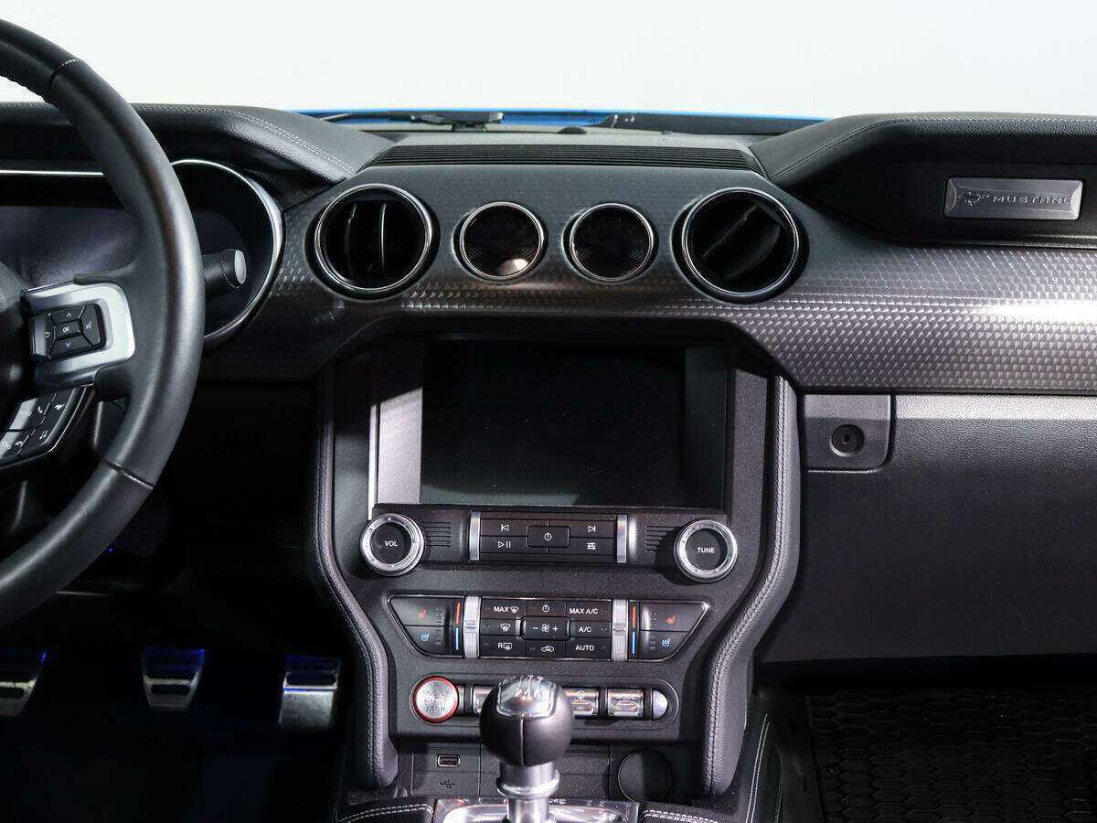 Ford Mustang, 2022 Фото №11