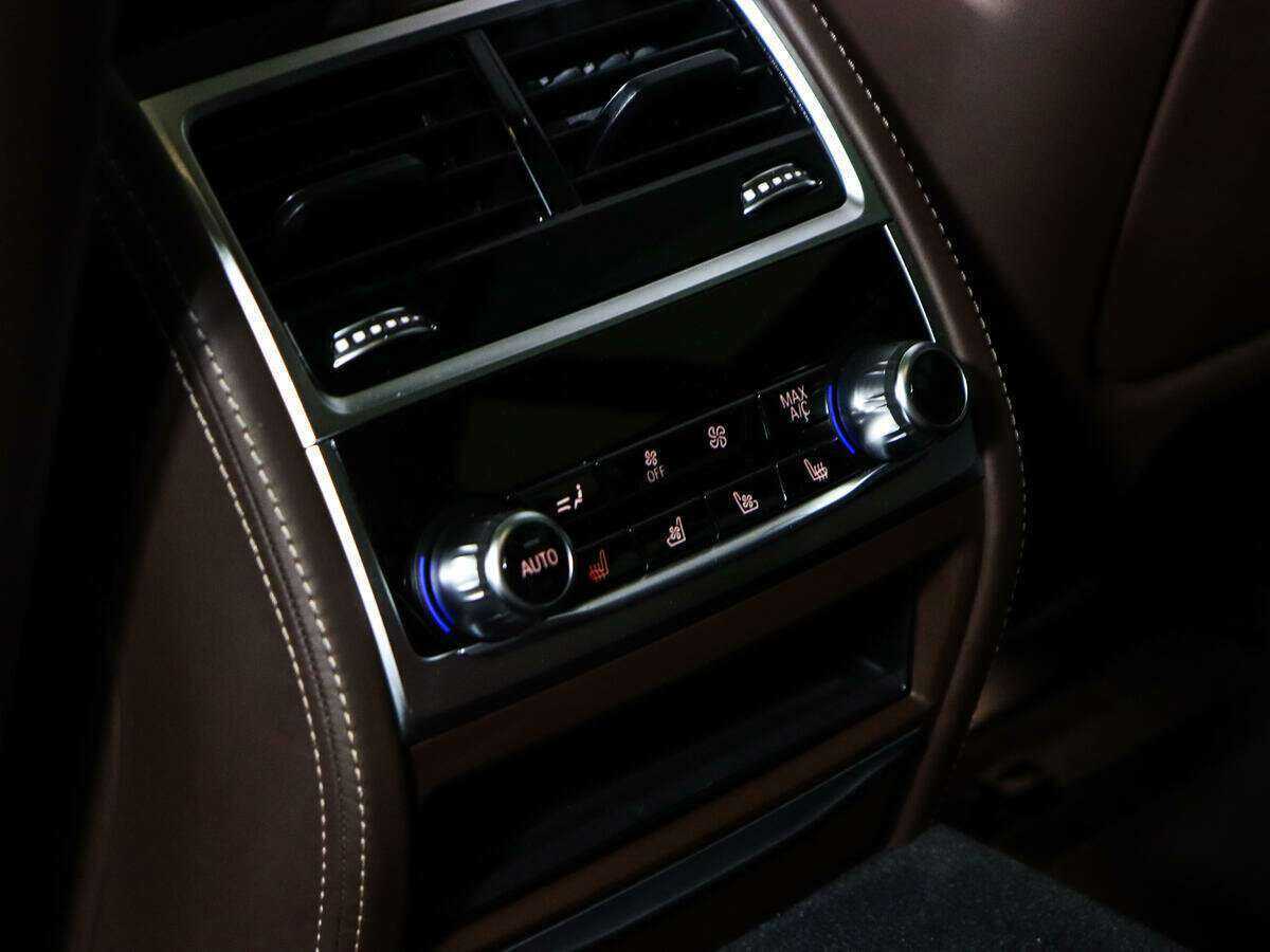 BMW 7 серии Long 740Ld xDrive, 2016 Фото №22