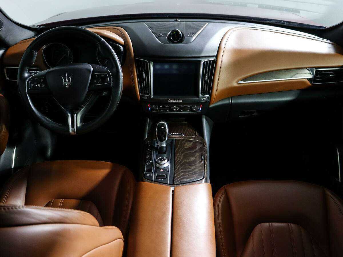 Maserati Levante Diesel, 2016 Фото №10