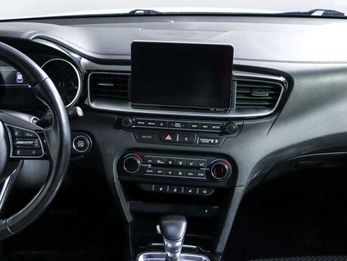 Kia Ceed, 2018 Фото №12