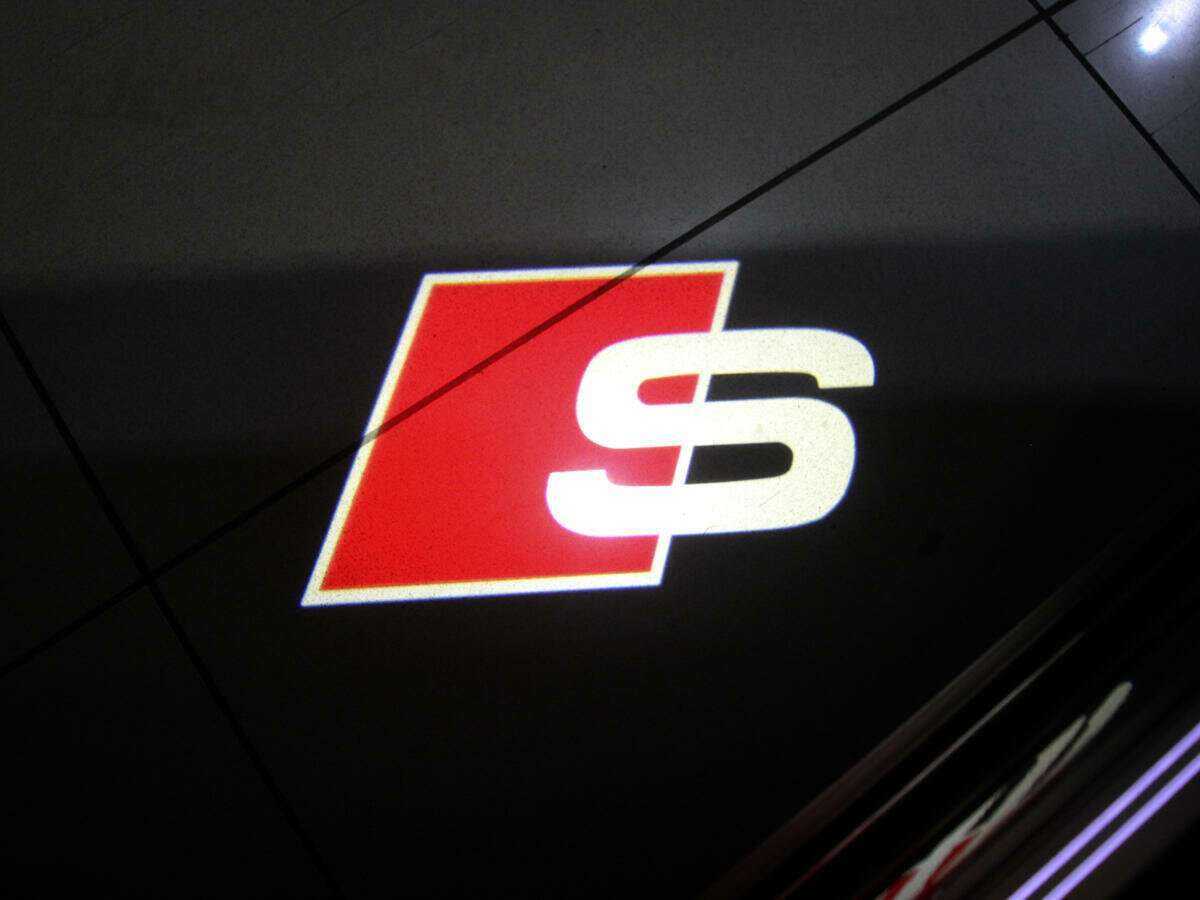 Audi SQ5, 2021 Фото №37