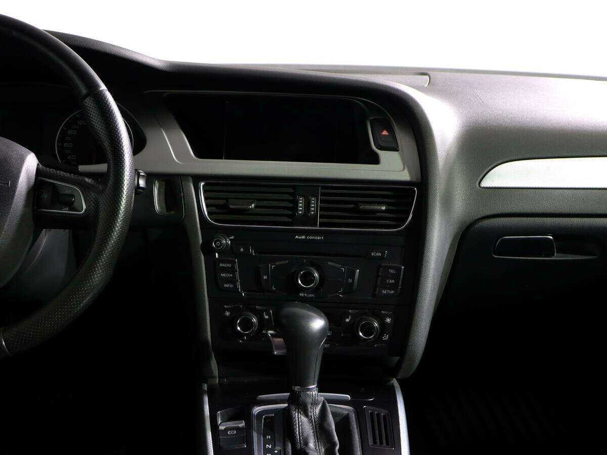 Audi A4, 2009 Фото №12