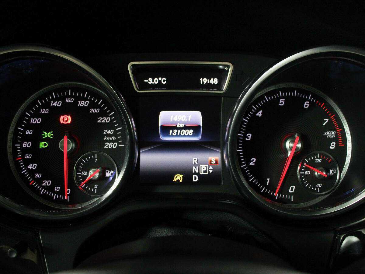 Mercedes-Benz GLS 400, 2018 Фото №11