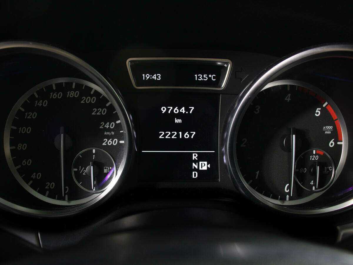 Mercedes-Benz M-Класс 350 CDI, 2011 Фото №9