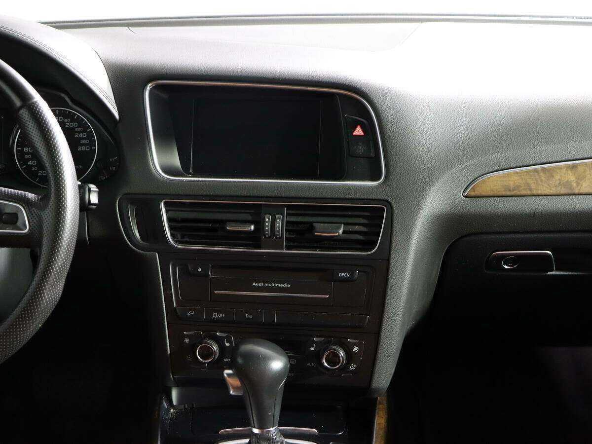 Audi Q5, 2011 Фото №10