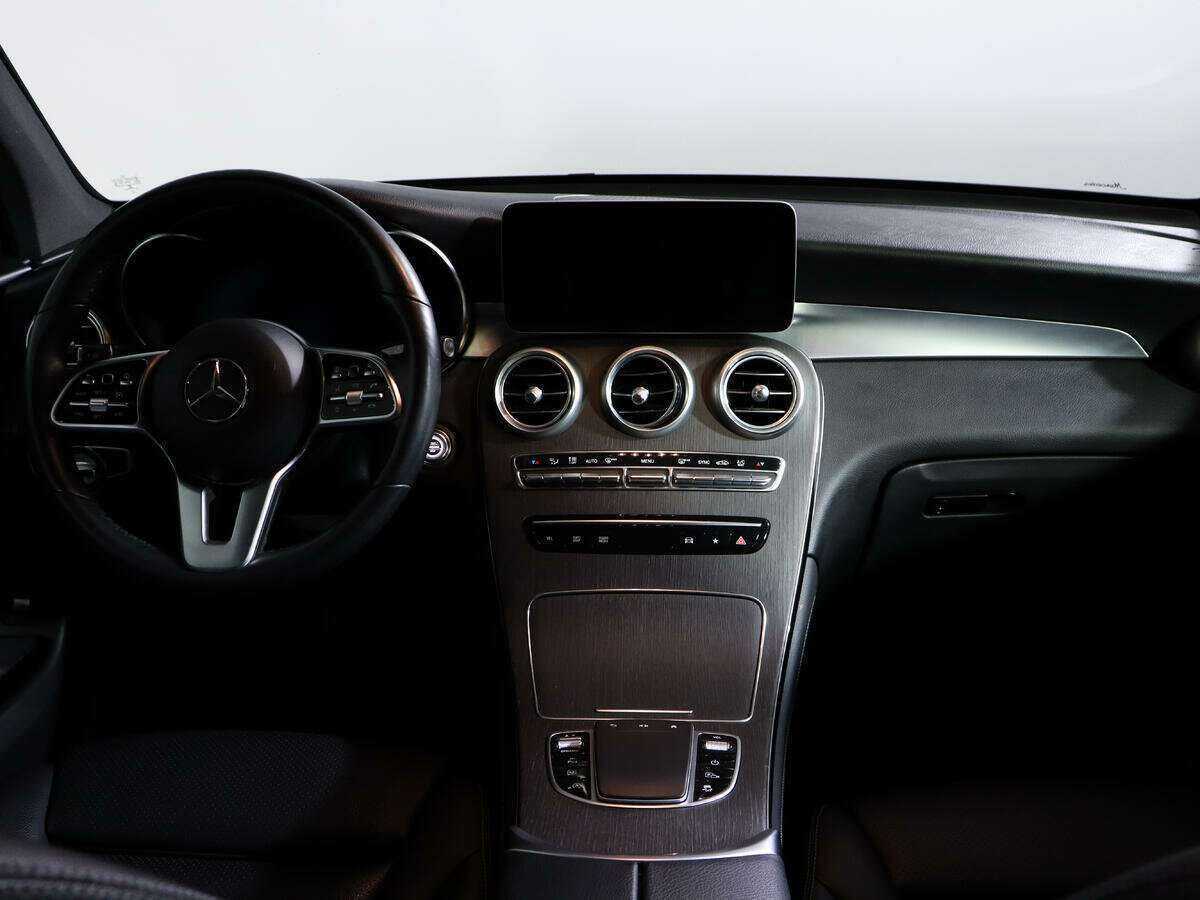 Mercedes-Benz GLC 300, 2020 Фото №10