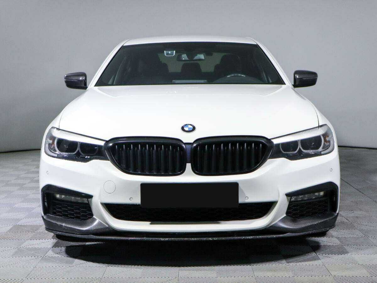 BMW 5 серии 530i xDrive, 2018 - 135 000 км. | Фото №2