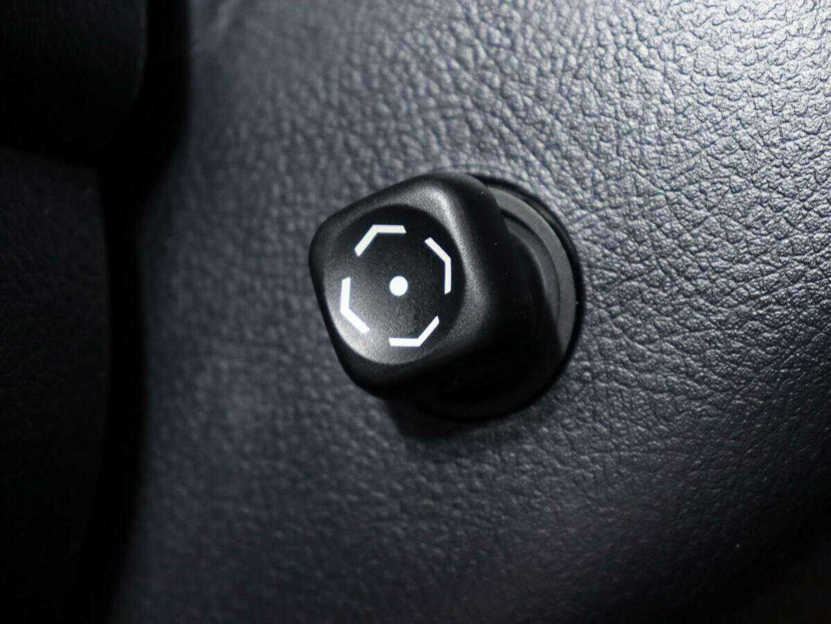 Lexus LX 570, 2012 Фото №20