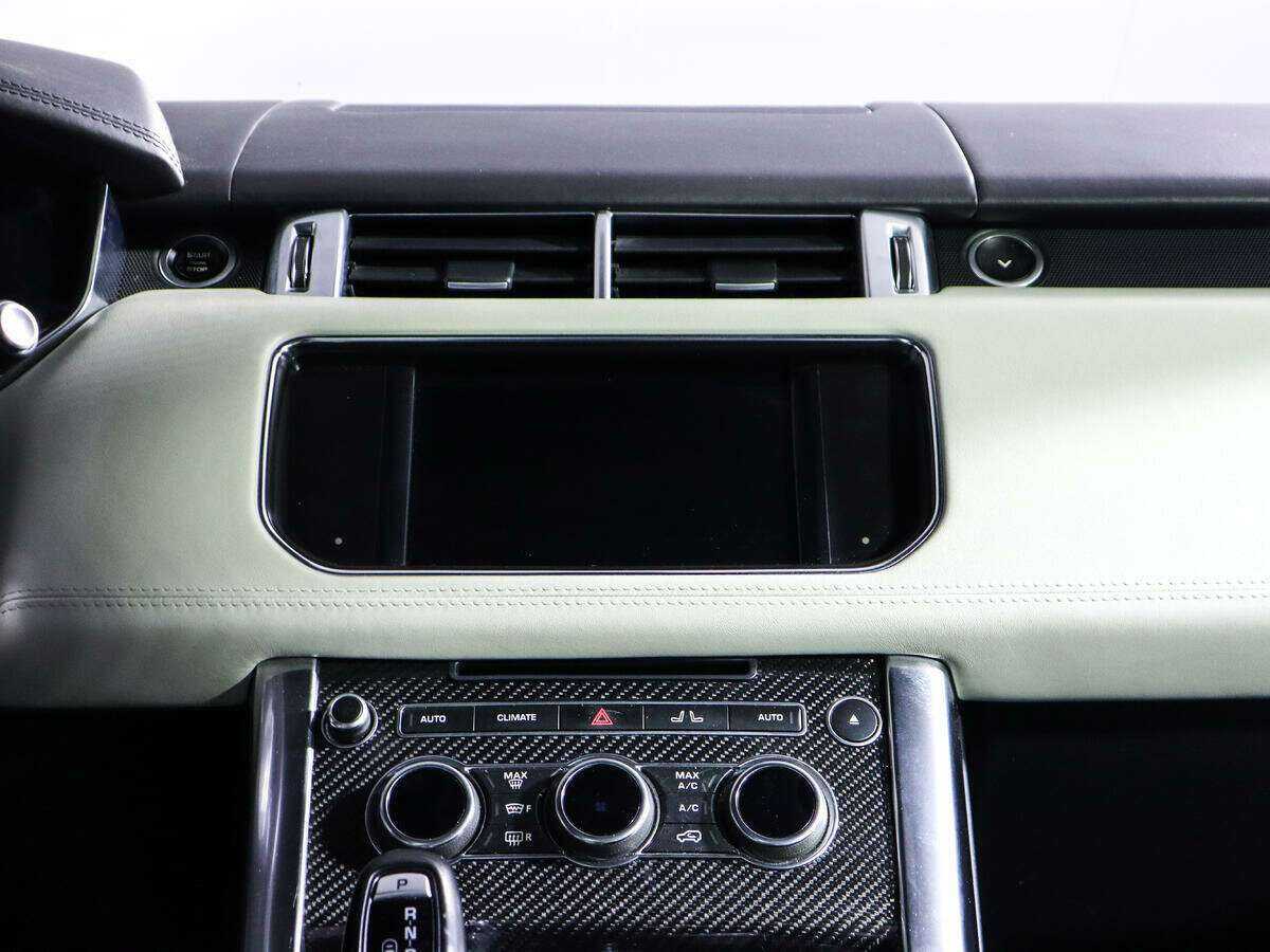 Land Rover Range Rover Sport SVR, 2015 Фото №11