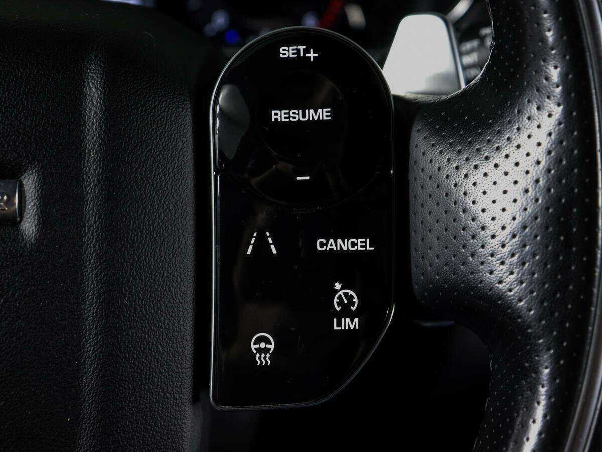 Land Rover Range Rover Sport, 2018 Фото №16