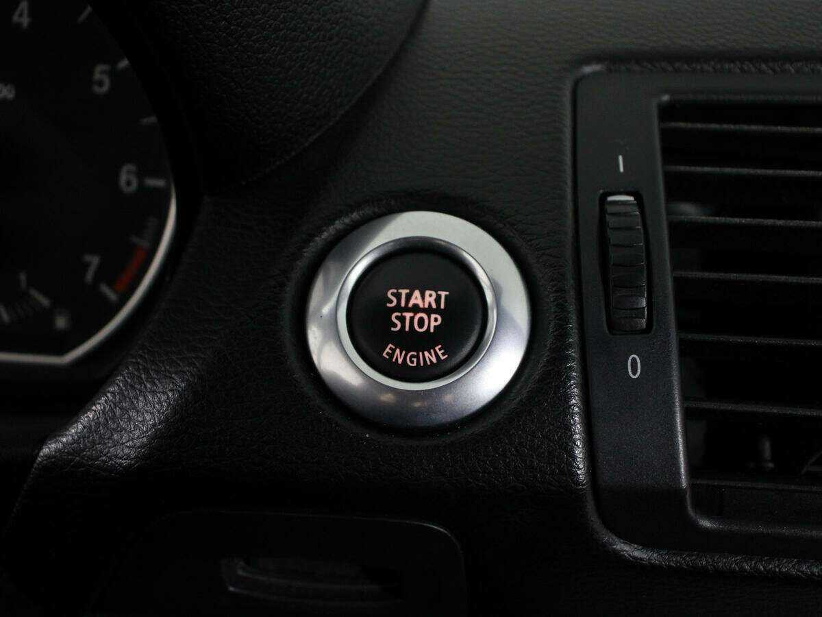 BMW 1 серии 116i, 2010 Фото №15