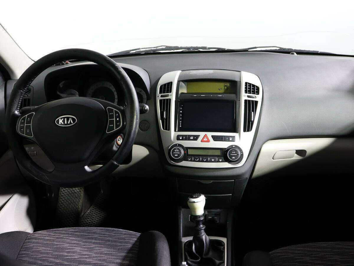 Kia Ceed, 2009 Фото №9