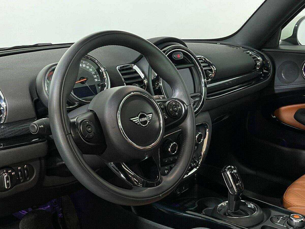 Mini Clubman Cooper, 2020 Фото №15