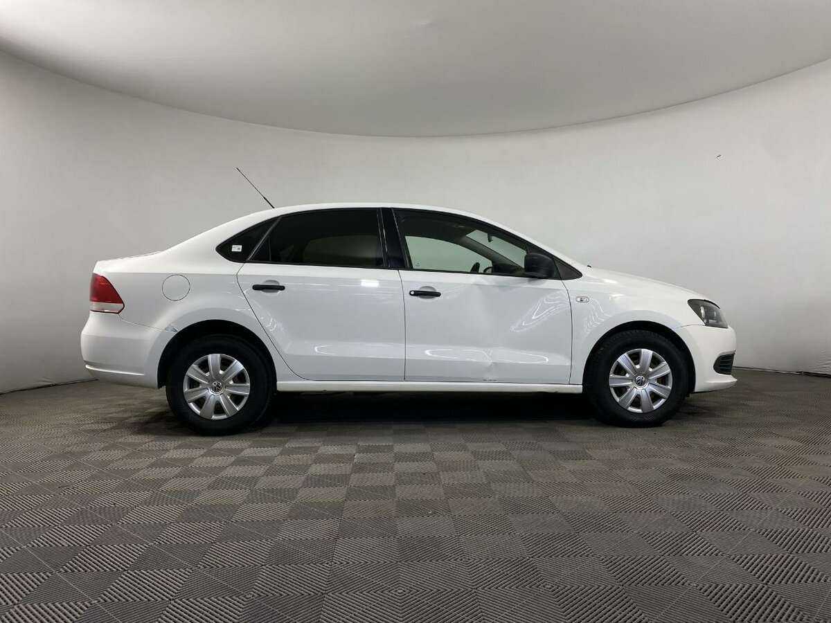 Volkswagen Polo, 2011 - 11 938 км. | Фото №2