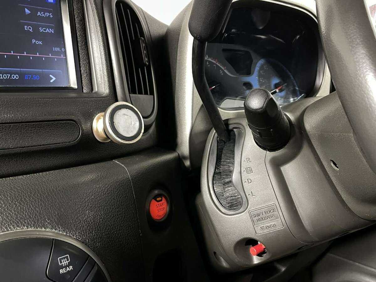 Nissan Cube, 2009 Фото №12